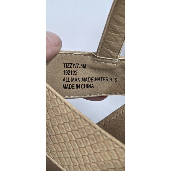 Diba London Biege Faux Leather Strappy High 4" Heel Wood Platform Sz 7.5 Sexy - Picture 6 of 7